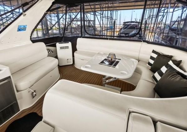 Carver 530-VOYAGER-PILOTHOUSE image