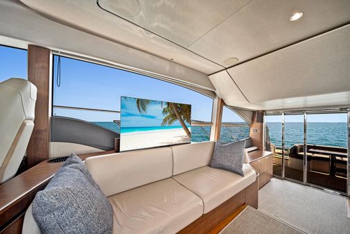 Princess Yachts F55 Flybridge image