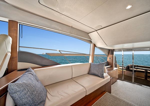 Princess F55 Flybridge image