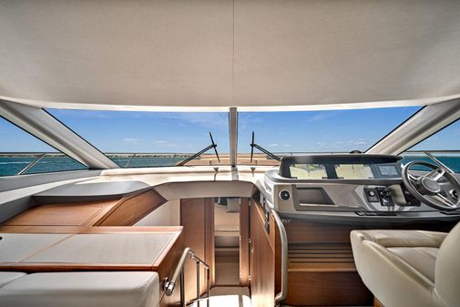 Princess Yachts F55 Flybridge image