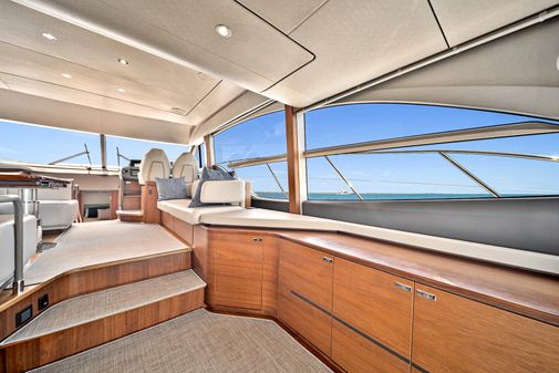 Princess Yachts F55 Flybridge image