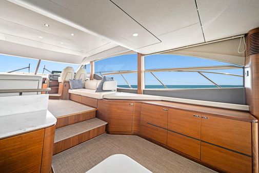 Princess F55 Flybridge image