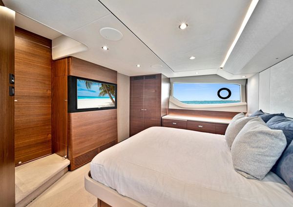 Princess F55 Flybridge image