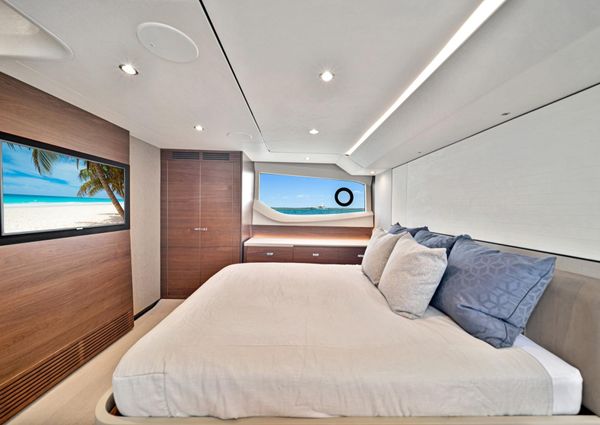 Princess F55 Flybridge image