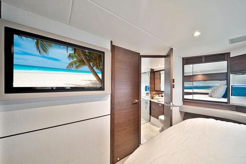 Princess F55 Flybridge image