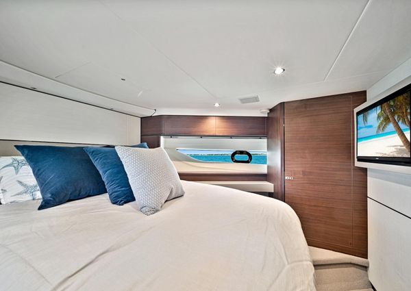 Princess F55 Flybridge image