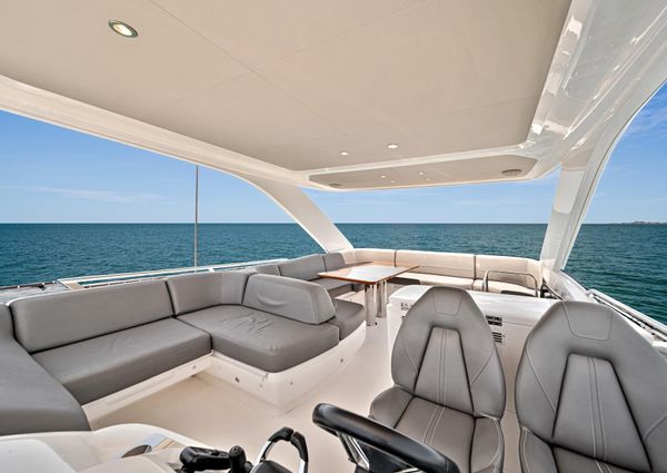 Princess F55 Flybridge image