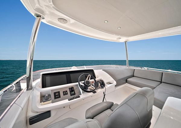 Princess F55 Flybridge image