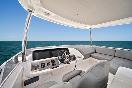 Princess F55 Flybridge image