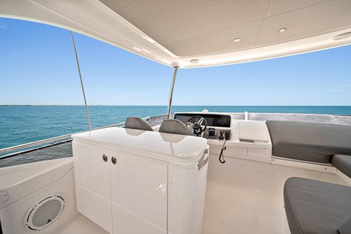 Princess Yachts F55 Flybridge image