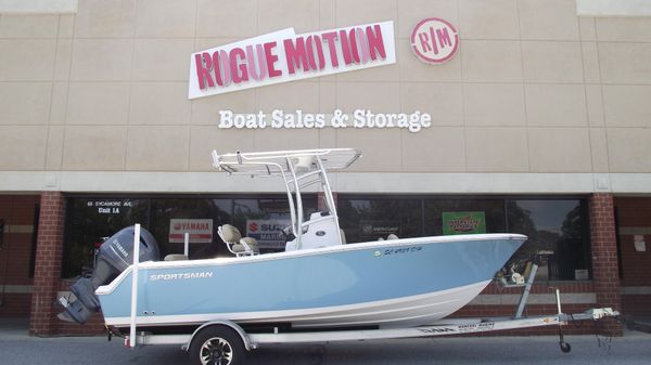 Sportsman Open 212 Center Console