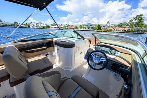 Sea Ray Sundeck 240 image