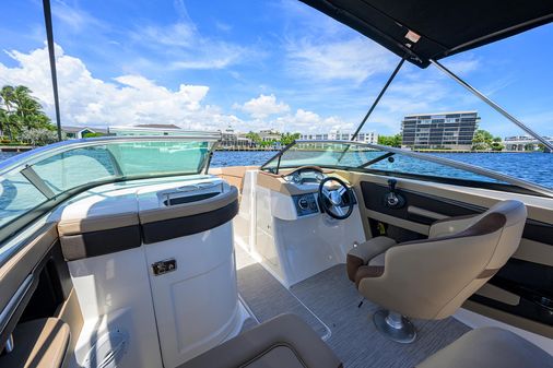 Sea Ray Sundeck 240 image