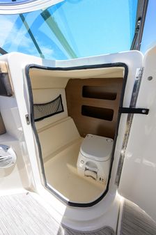 Sea Ray Sundeck 240 image