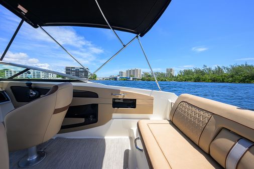 Sea Ray Sundeck 240 image