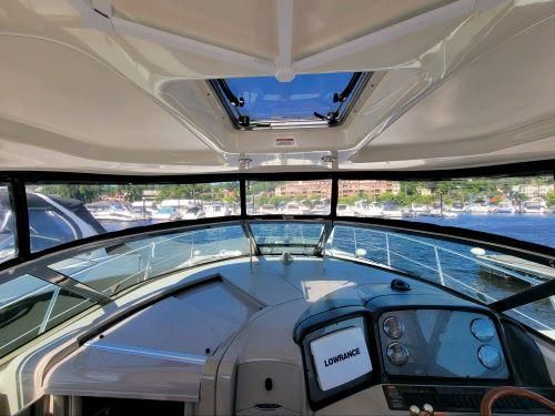 Sea-ray 38-SUNDANCER image