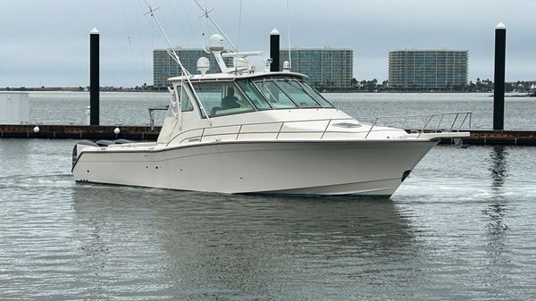 Grady-White Express 370 