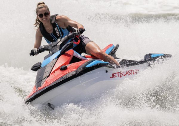 Yamaha-waverunner JETBLASTER-DLX-3-UP image