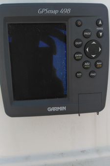 Seaswirl Striper 2301 Dual Console O/B image