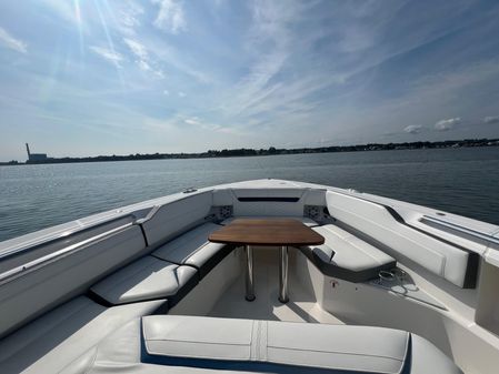 Tiara Yachts 43 LS image