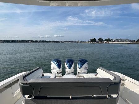 Tiara Yachts 43 LS image