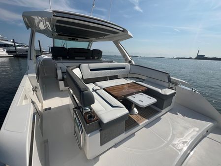 Tiara Yachts 43 LS image