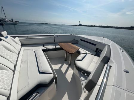 Tiara Yachts 43 LS image