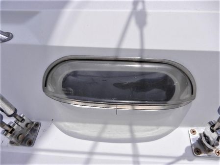 Catalina 350 image