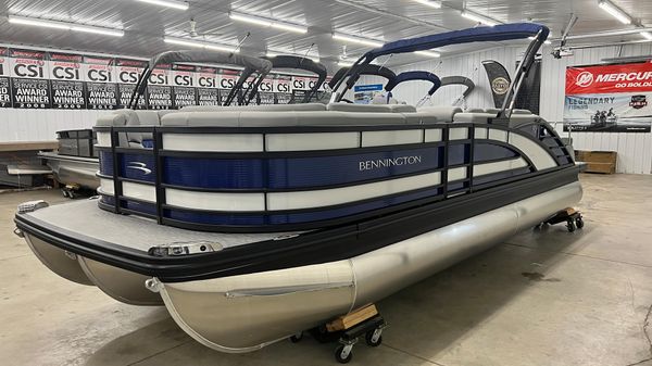 Bennington 23 RSB