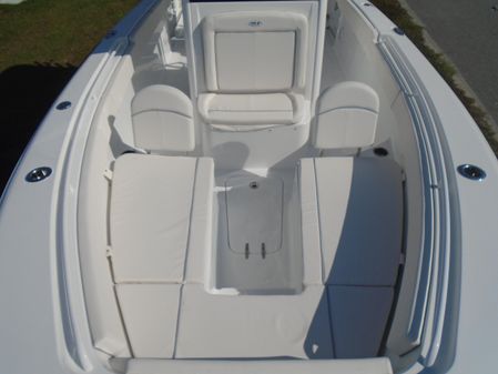 Sea Hunt Gamefish 25 image