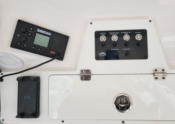 Sea Fox 268 Commander image