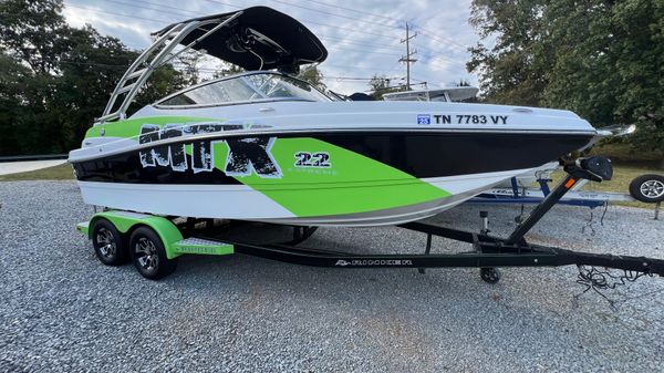 Rinker MTX 22