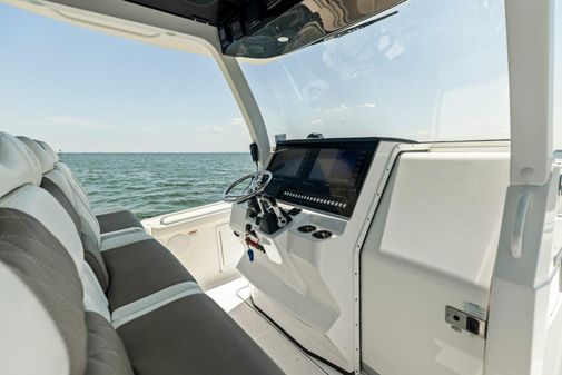 Edgewater 370 Center Console image