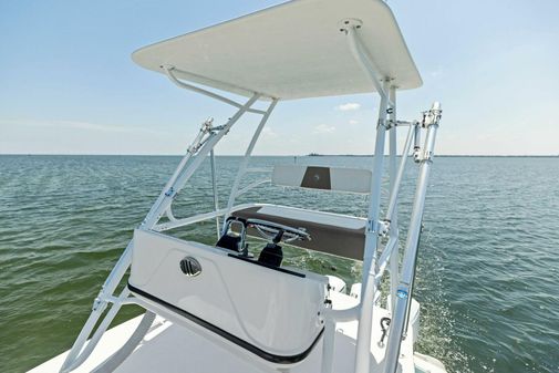 Edgewater 370 Center Console image