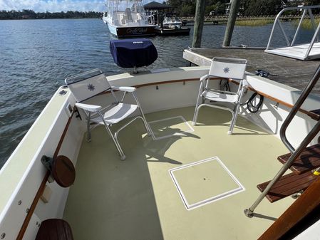 Cape Dory 28 Flybridge image