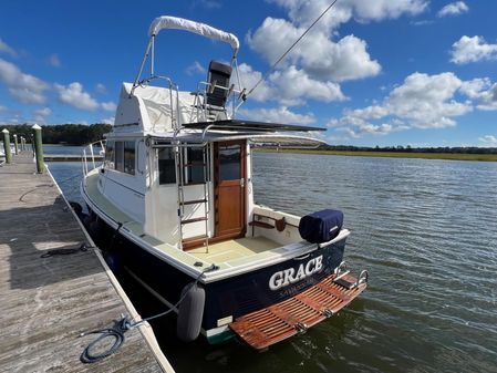 Cape Dory 28 Flybridge image