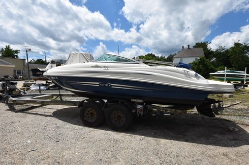 Sea-ray 240-SUNDECK image