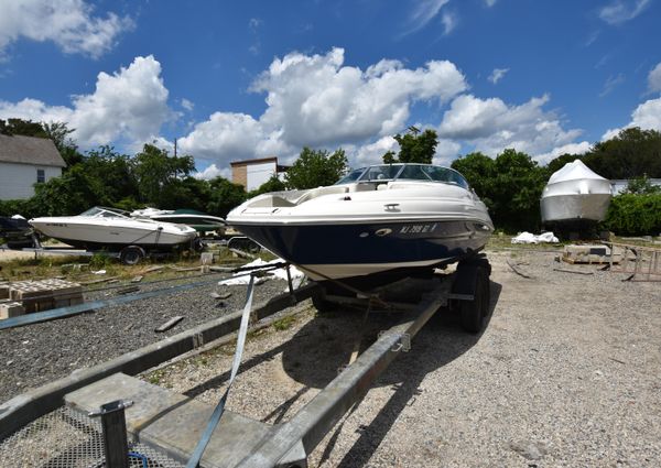 Sea-ray 240-SUNDECK image