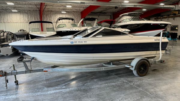 Bayliner 2050 Bowrider 