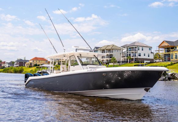 Everglades 435 Center Console - main image