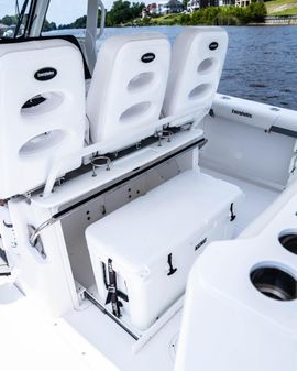 Everglades 435 Center Console image