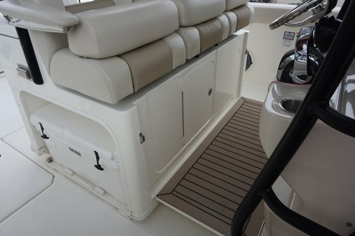 Boston Whaler 350 Outrage image