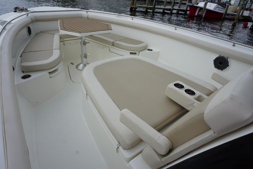 Boston Whaler 350 Outrage image