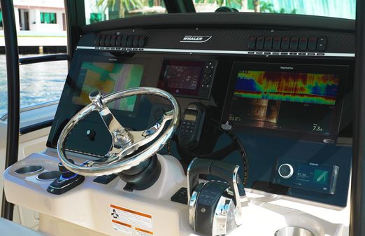 Boston Whaler 350 Outrage image