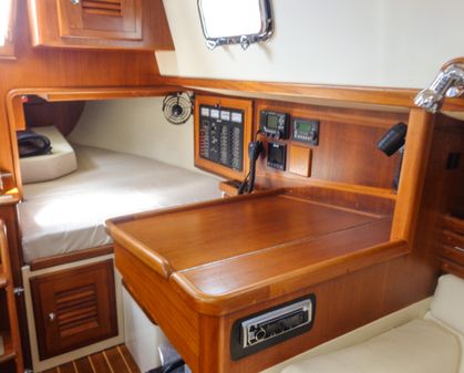 Pacific-seacraft 37 image