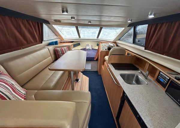 Bayliner Discovery 288 image