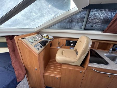 Bayliner Discovery 288 image