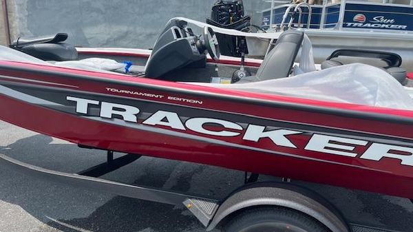 Tracker Pro Team 175 TXW 