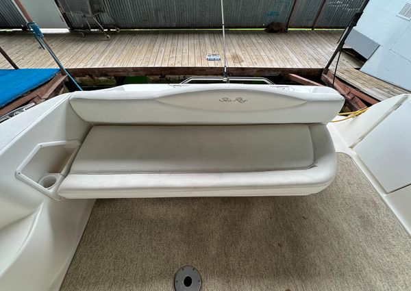 Sea Ray 360 Sundancer image