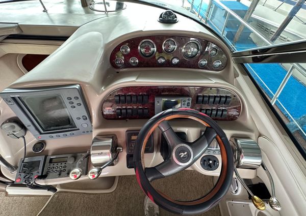 Sea Ray 360 Sundancer image